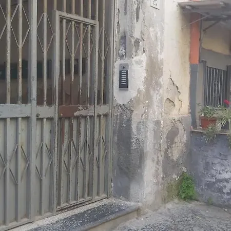 La Mansarda In Terrazza-napoli Centro בית הארחה 3*